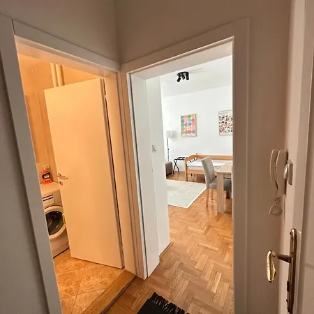 شقة Urban Nest 36a بلغراد